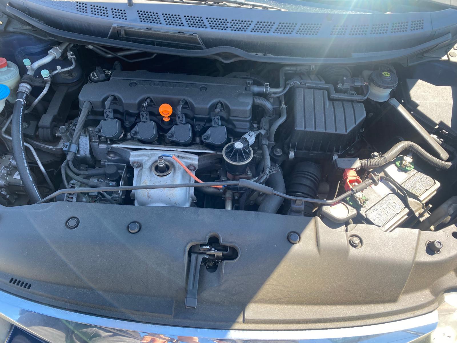 2009 Honda Civic (2HGFA16529H) , AUTOMATIC transmission, located at 44356 Date Ave., Lancaster, CA, 93534, (661) 945-6555, 34.688919, -118.139374 - Photo #5